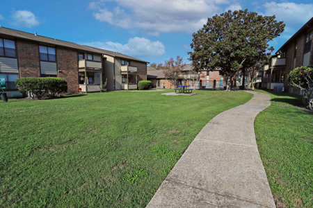 City Heights Magnolia Place gallery image 37